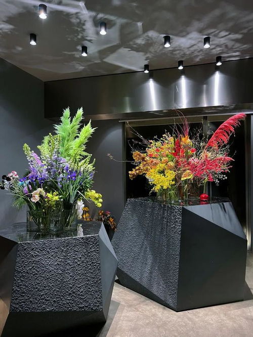 在武汉，他打造了一座治愈系花艺博物馆 以高定花礼传递温度，用专业教学培育行业新星